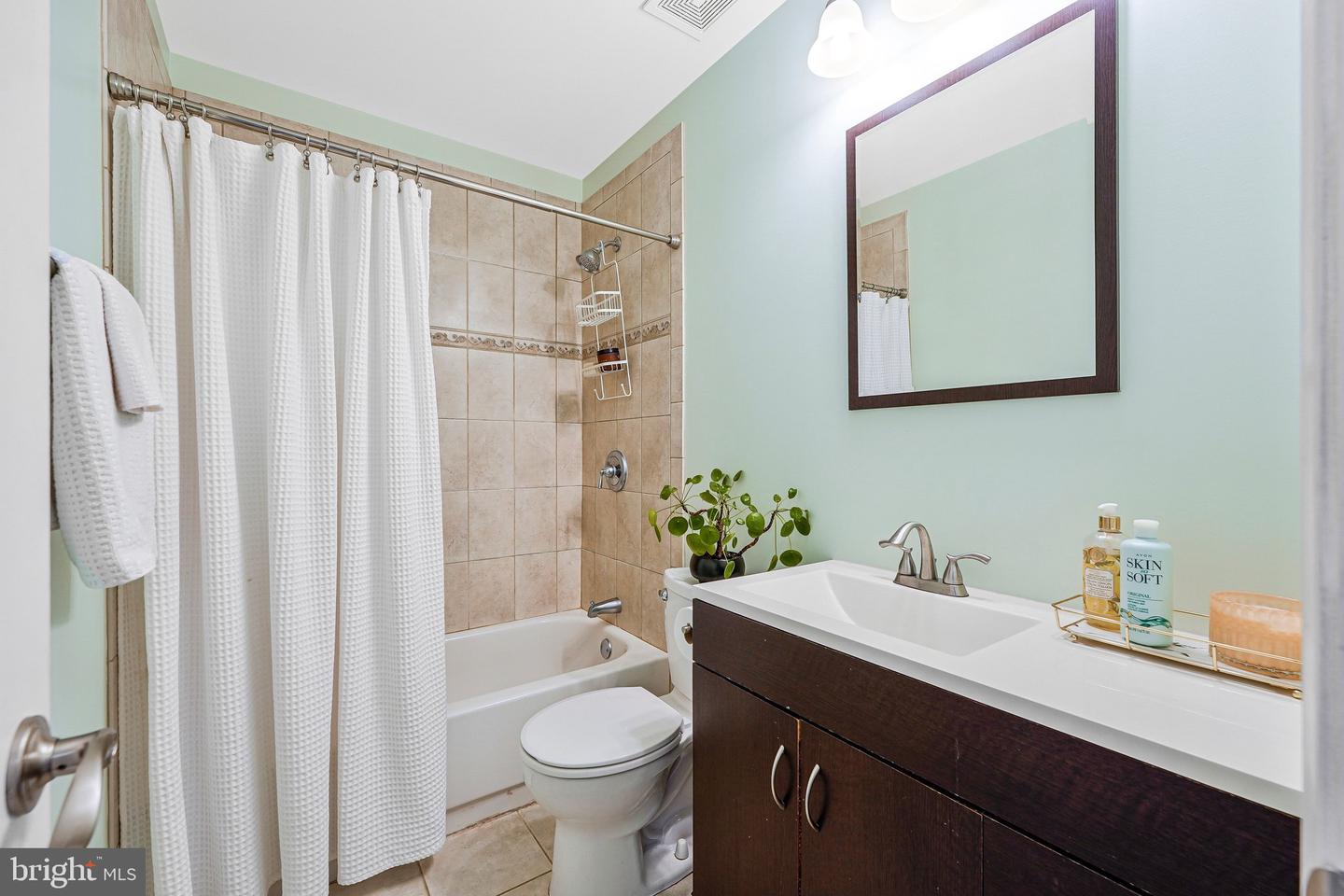 13805 Gullivers Trl Property Photo 33