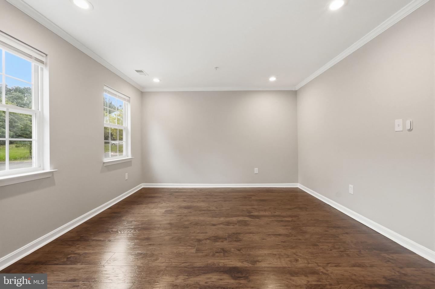 1213 Sutler Ter Property Photo 8