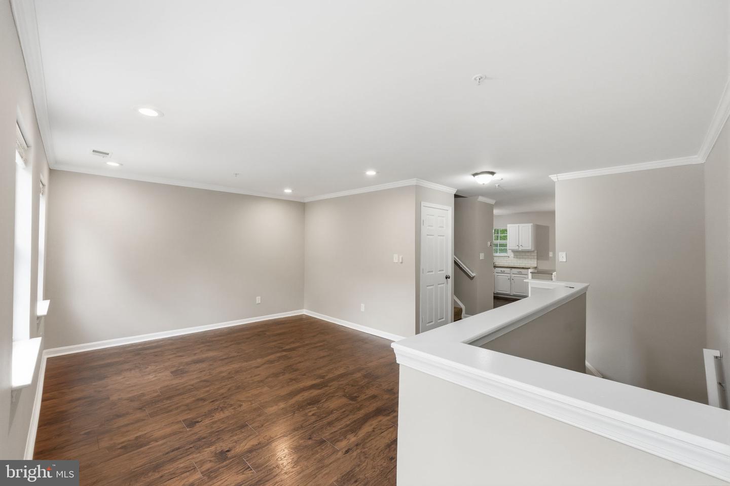1213 Sutler Ter Property Photo 9