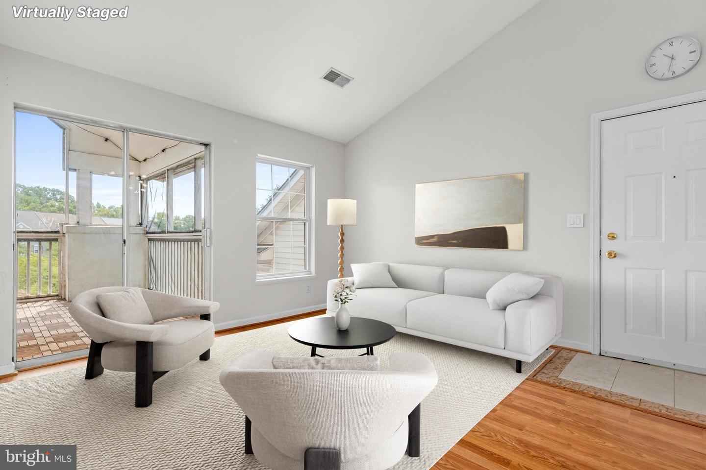6640 Lake Park Dr #3b Property Photo 10