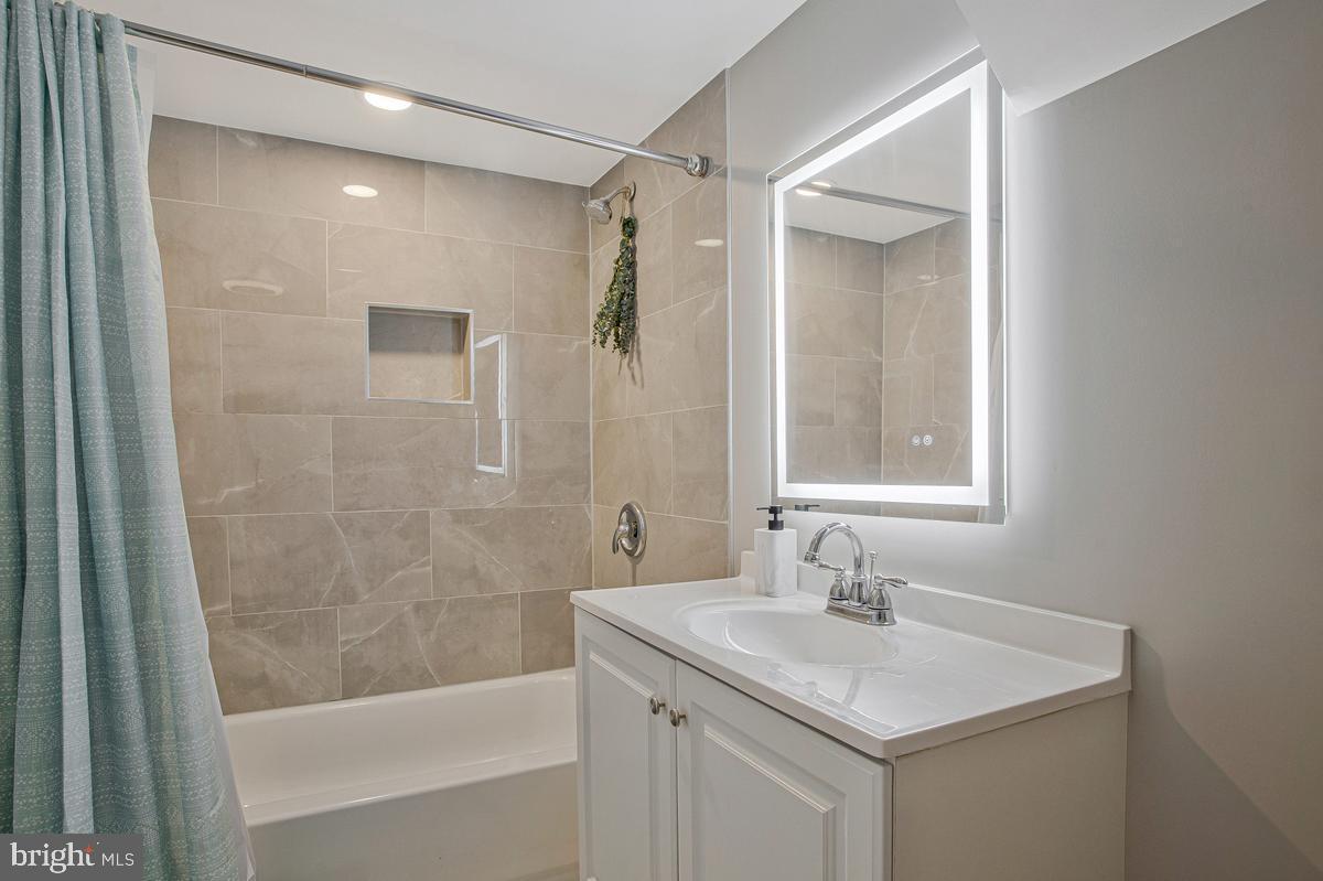 11306 Sherrington Ct Property Photo 19