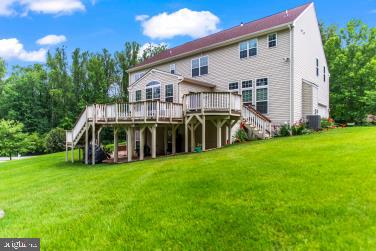 8418 Poplar Hill Dr Property Photo 4