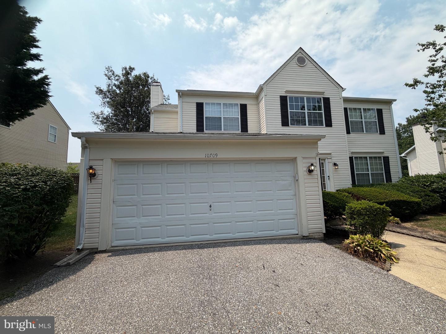 10709 Heatherleigh Dr Property Photo 1
