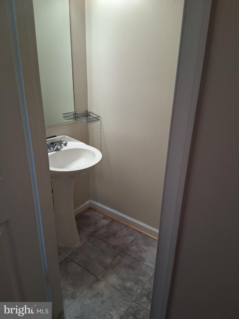 10709 Heatherleigh Dr Property Photo 12