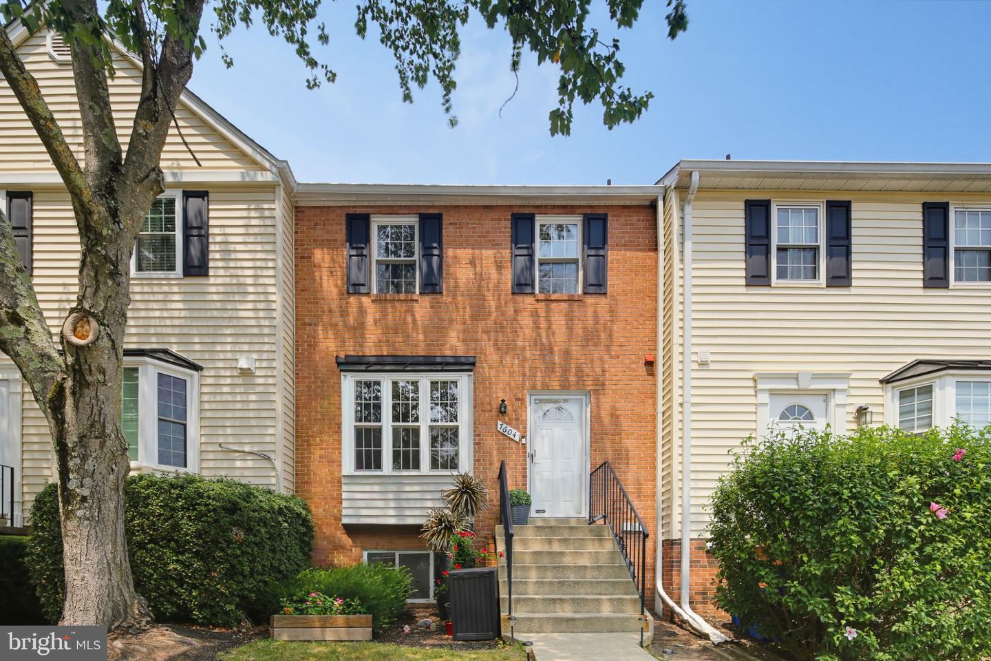 7604 S ARBORY CT #417 Property Photo 1