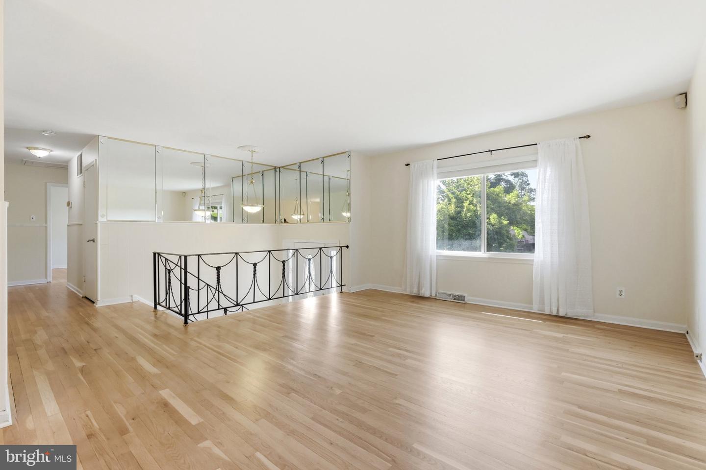 13015 Chalfont Ave Property Photo 10