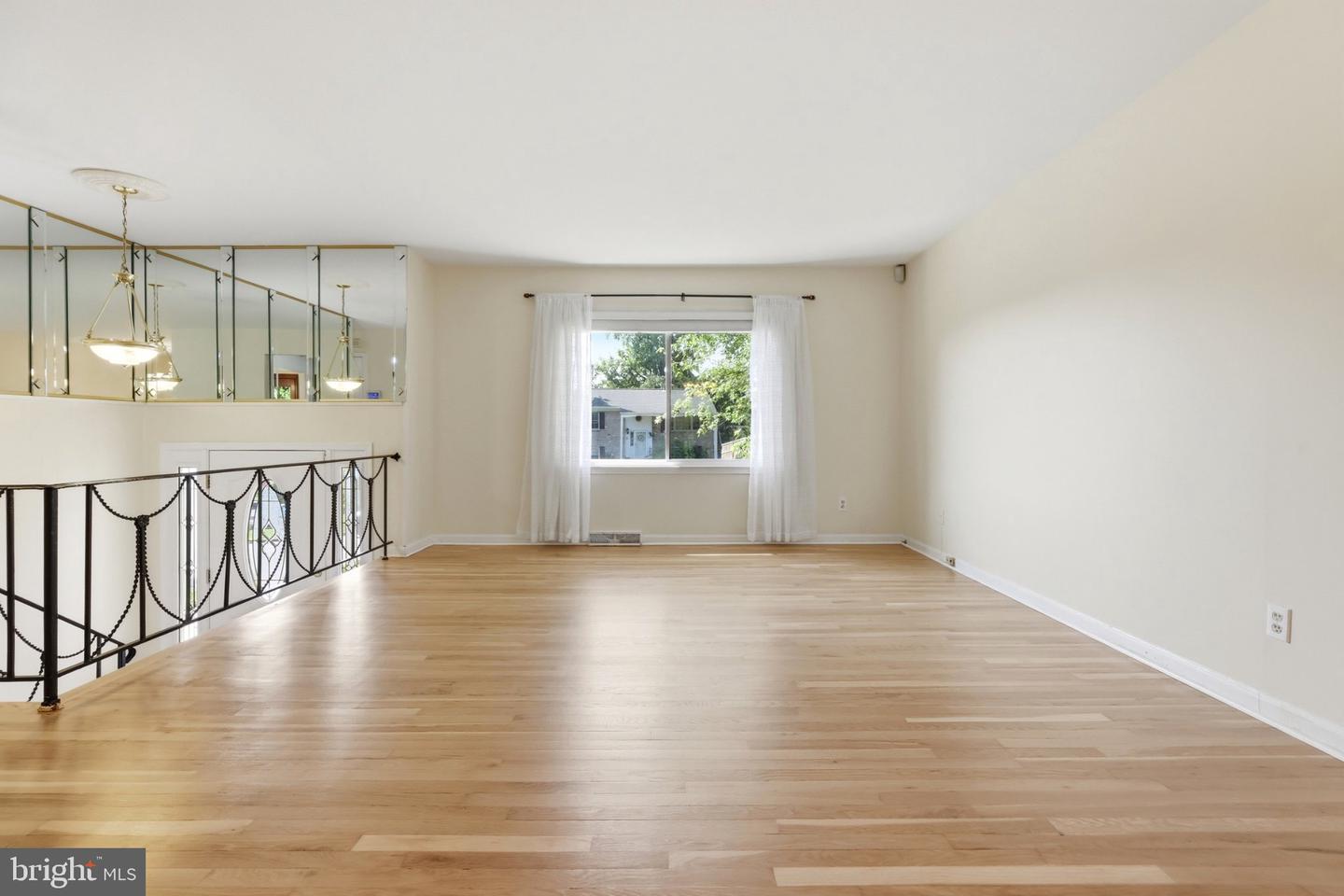 13015 Chalfont Ave Property Photo 11