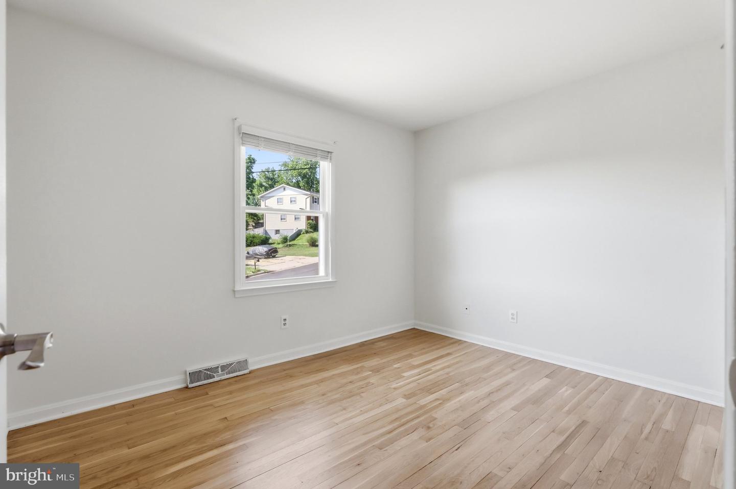 13015 Chalfont Ave Property Photo 28