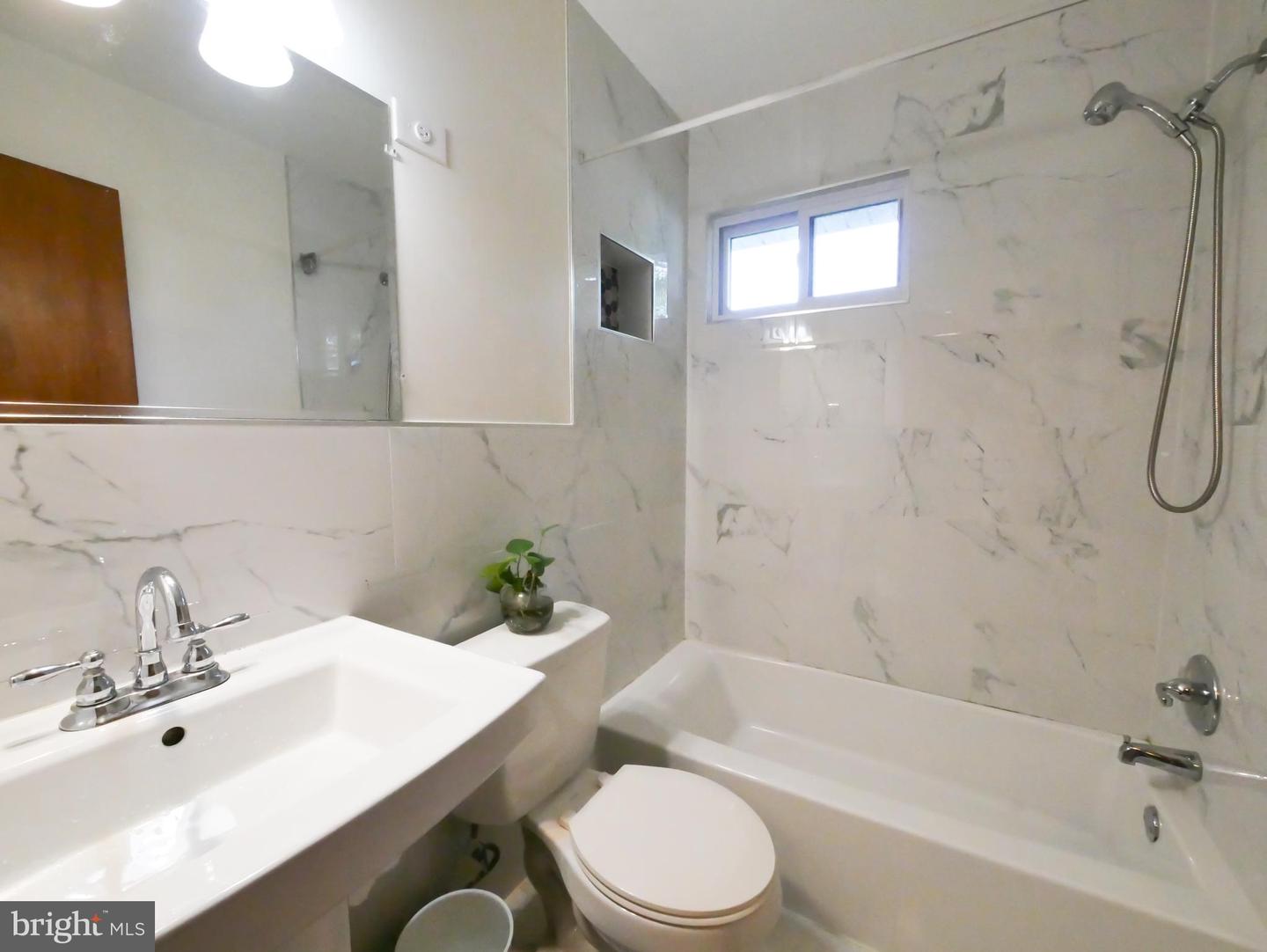 4814 Naples Ave Property Photo 14