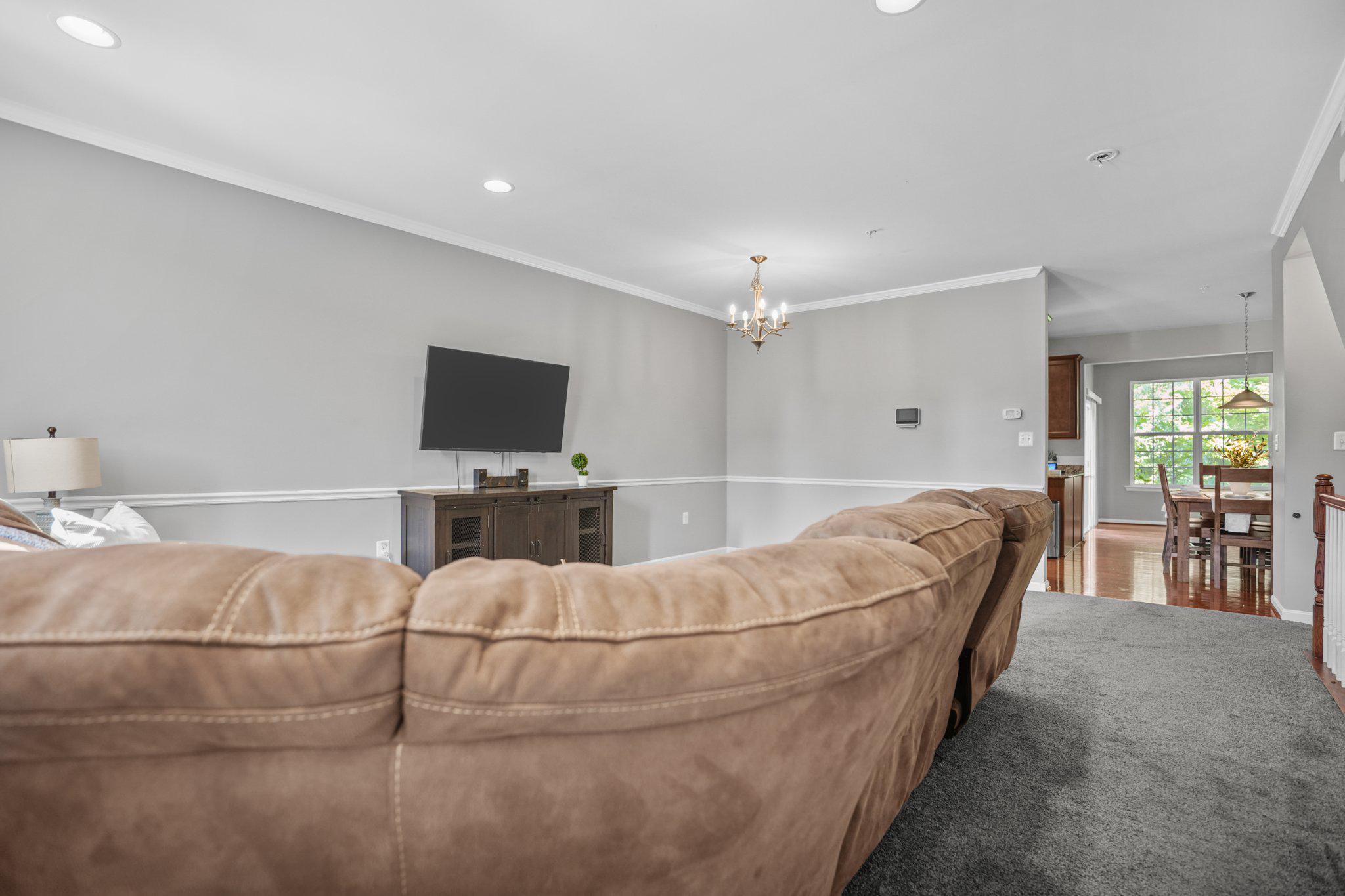 12 Arenas Ct Property Photo 6