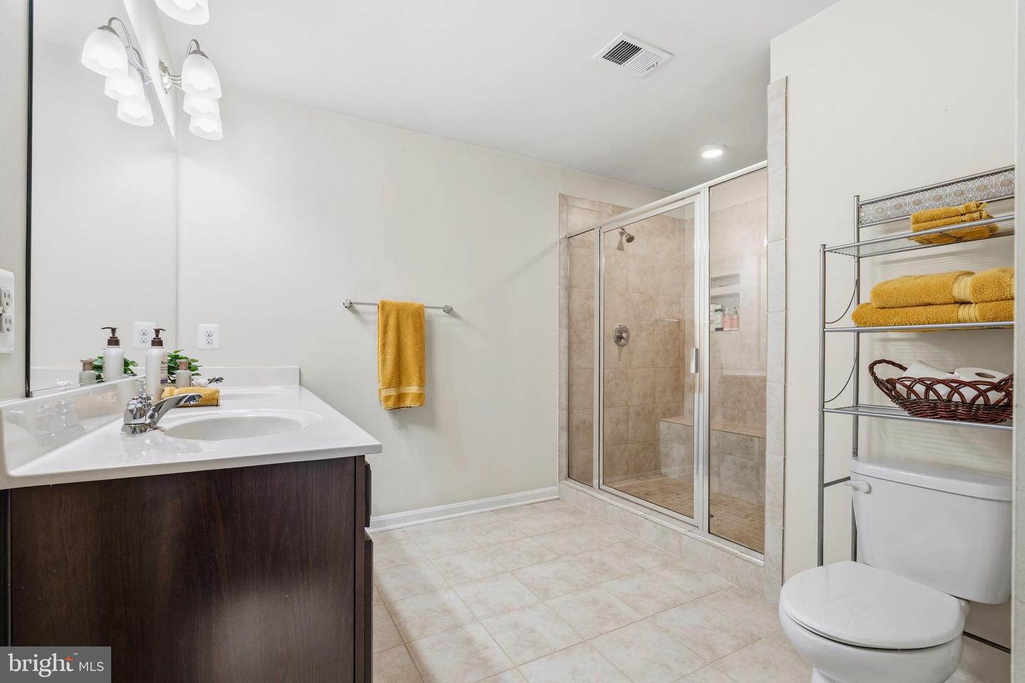 2643 Campus Way N Property Photo 19