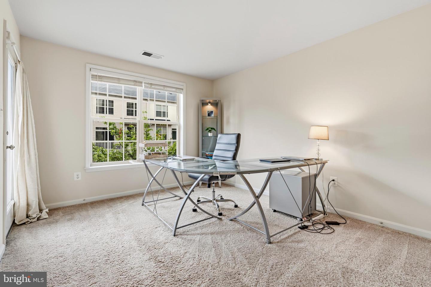 2643 Campus Way N Property Photo 30