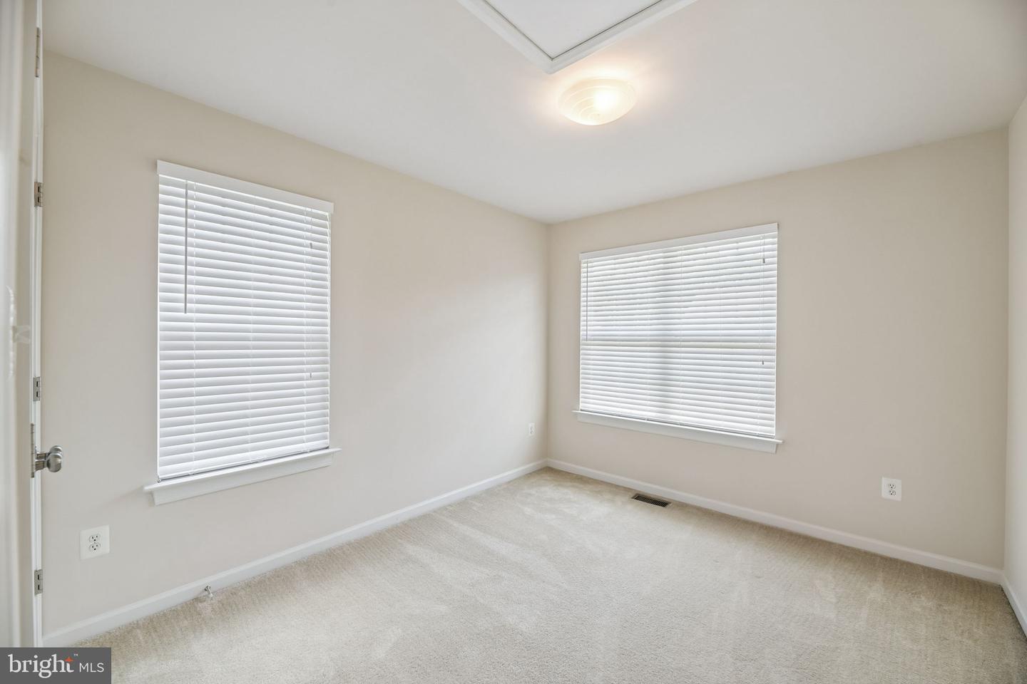 13006 Davenport Dr Property Photo 32