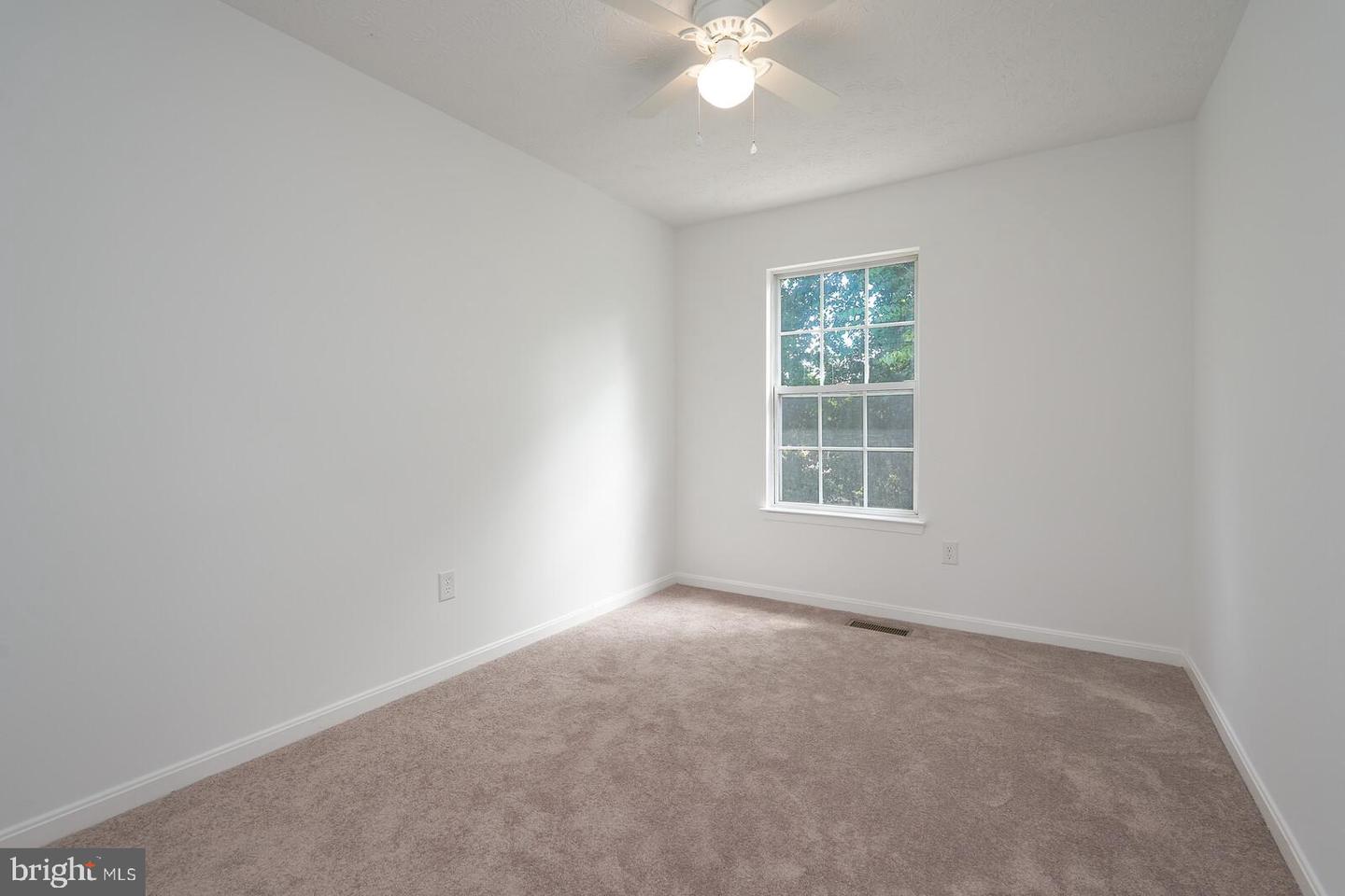 9909 Royal Commerce Pl Property Photo 19