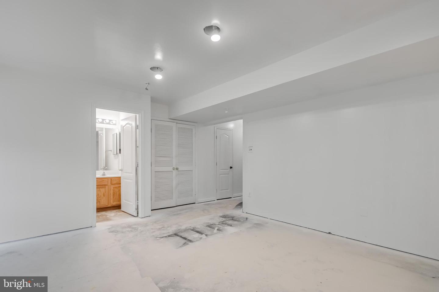 1110 Blue Wing Ter Property Photo 6
