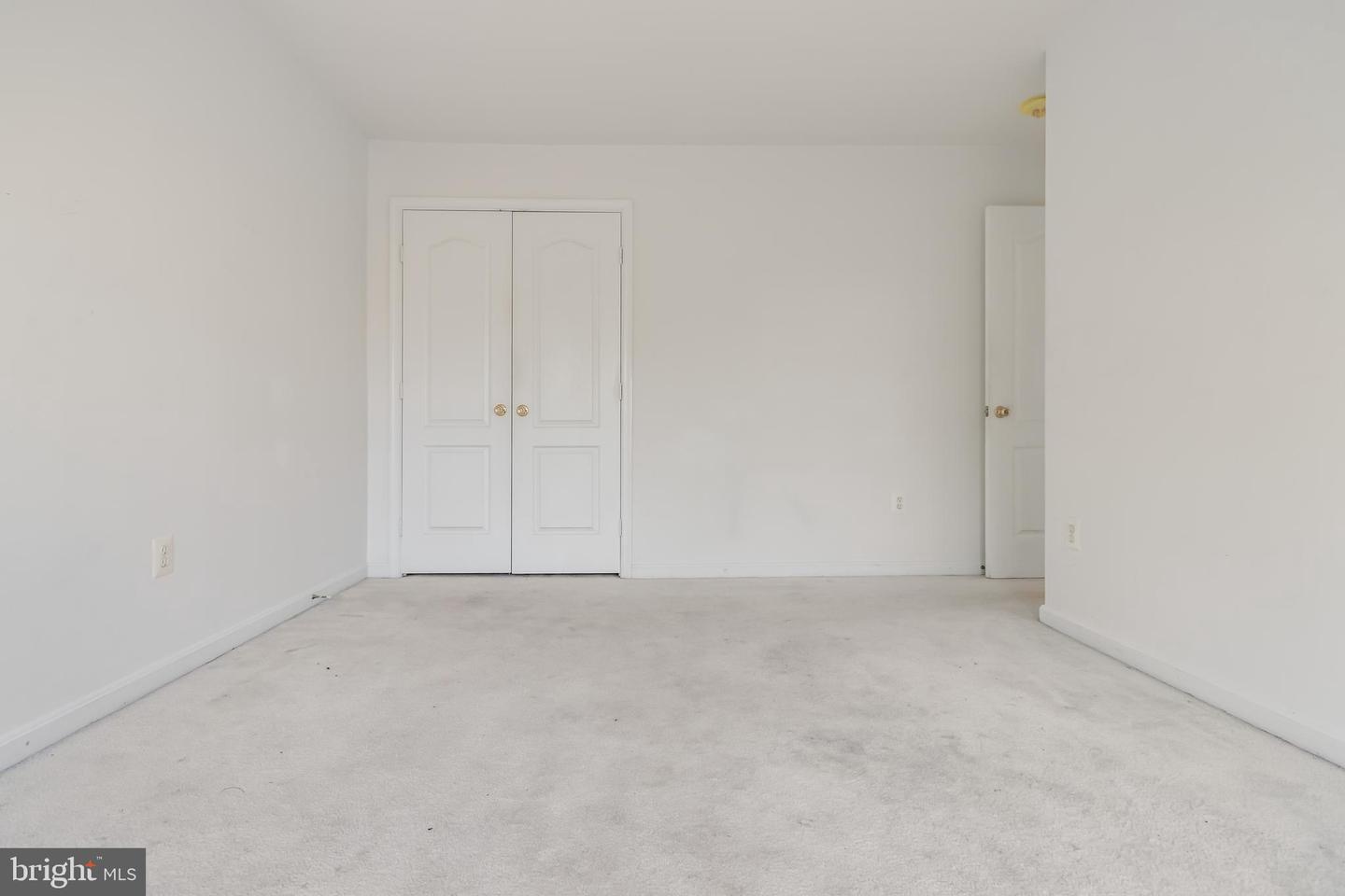 1110 Blue Wing Ter Property Photo 29