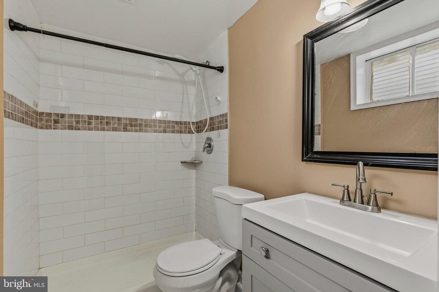 1412 Torrey Pl Property Photo 41
