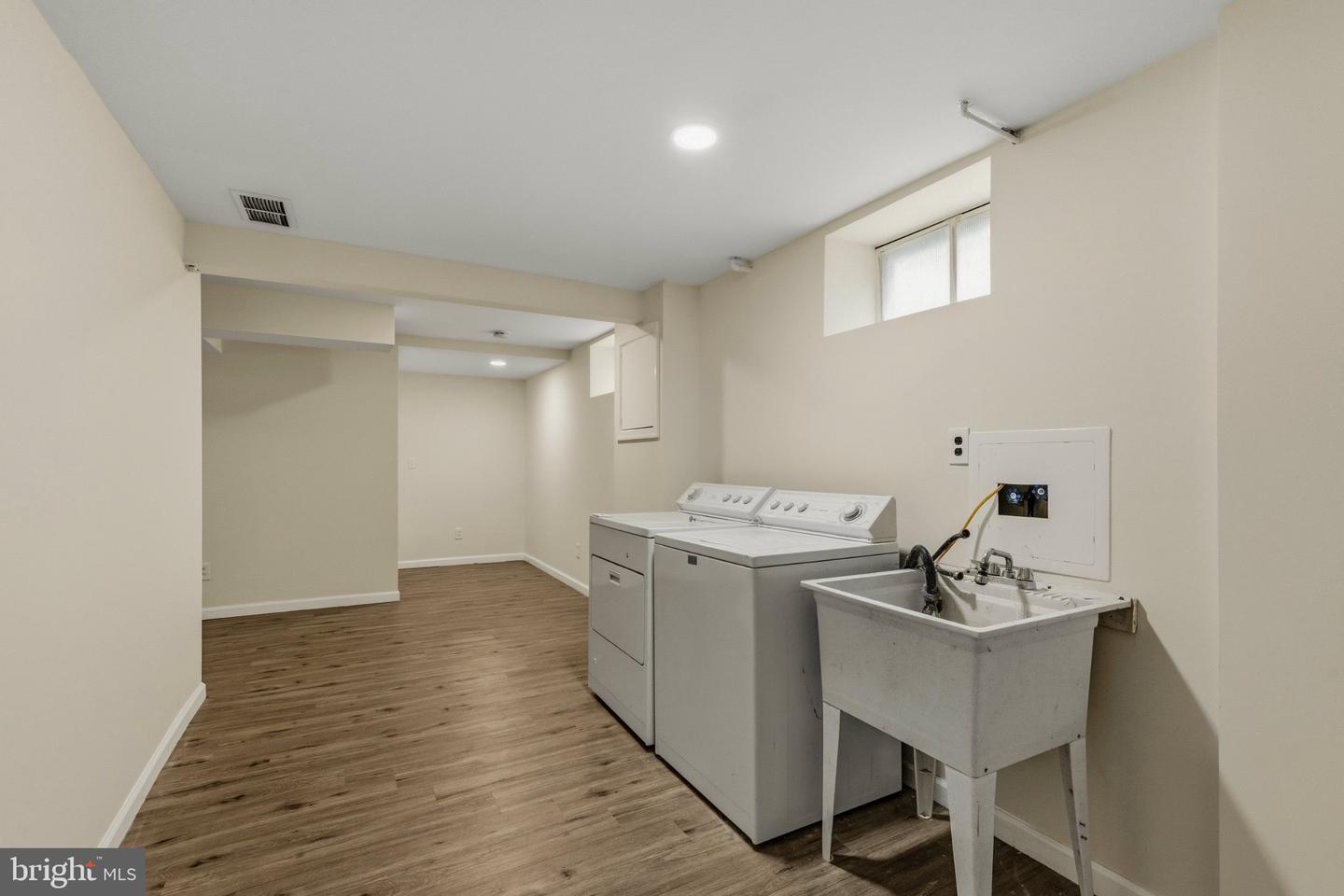 1412 Torrey Pl Property Photo 44