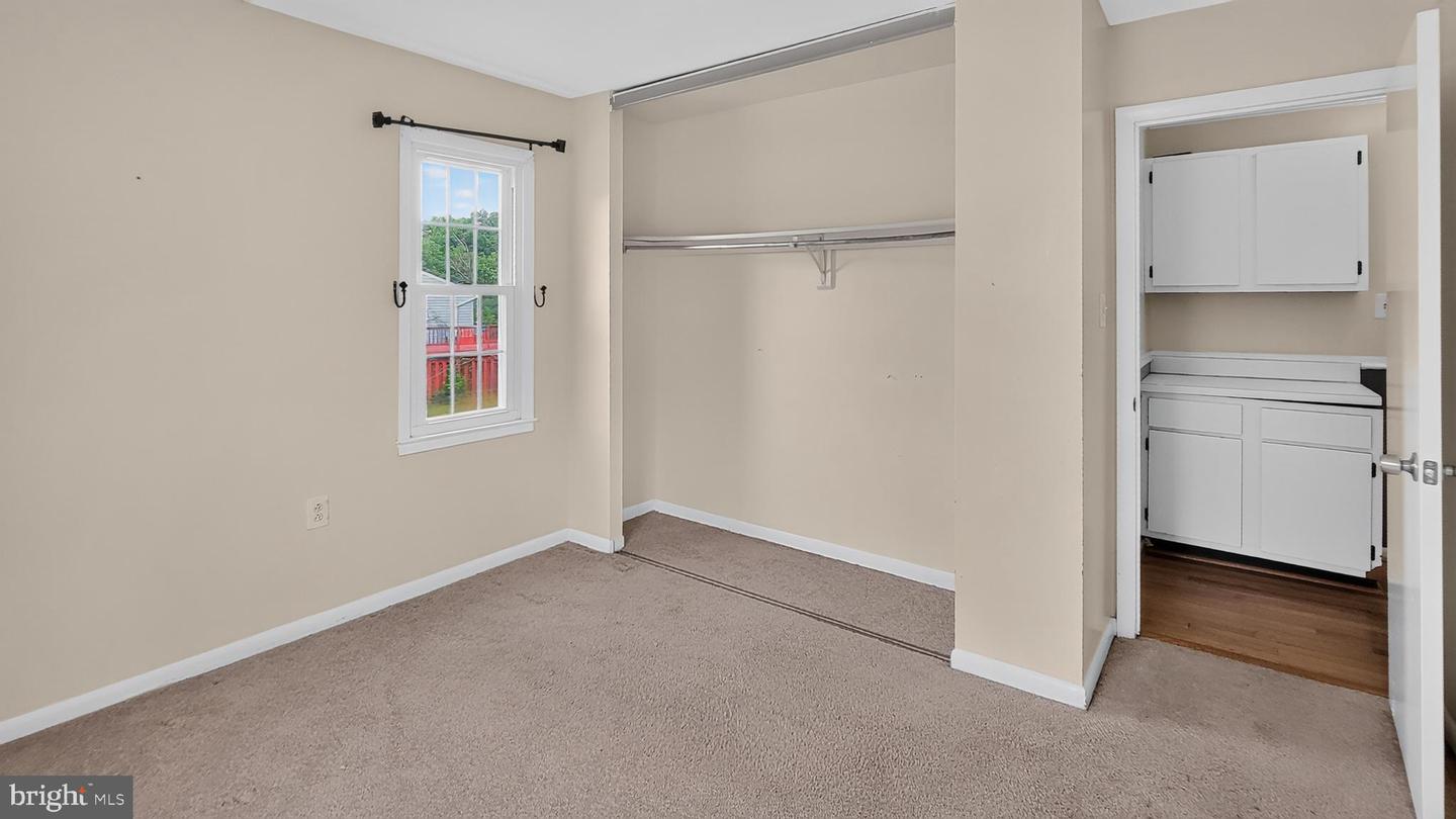 13100 N Point Ln Property Photo 17