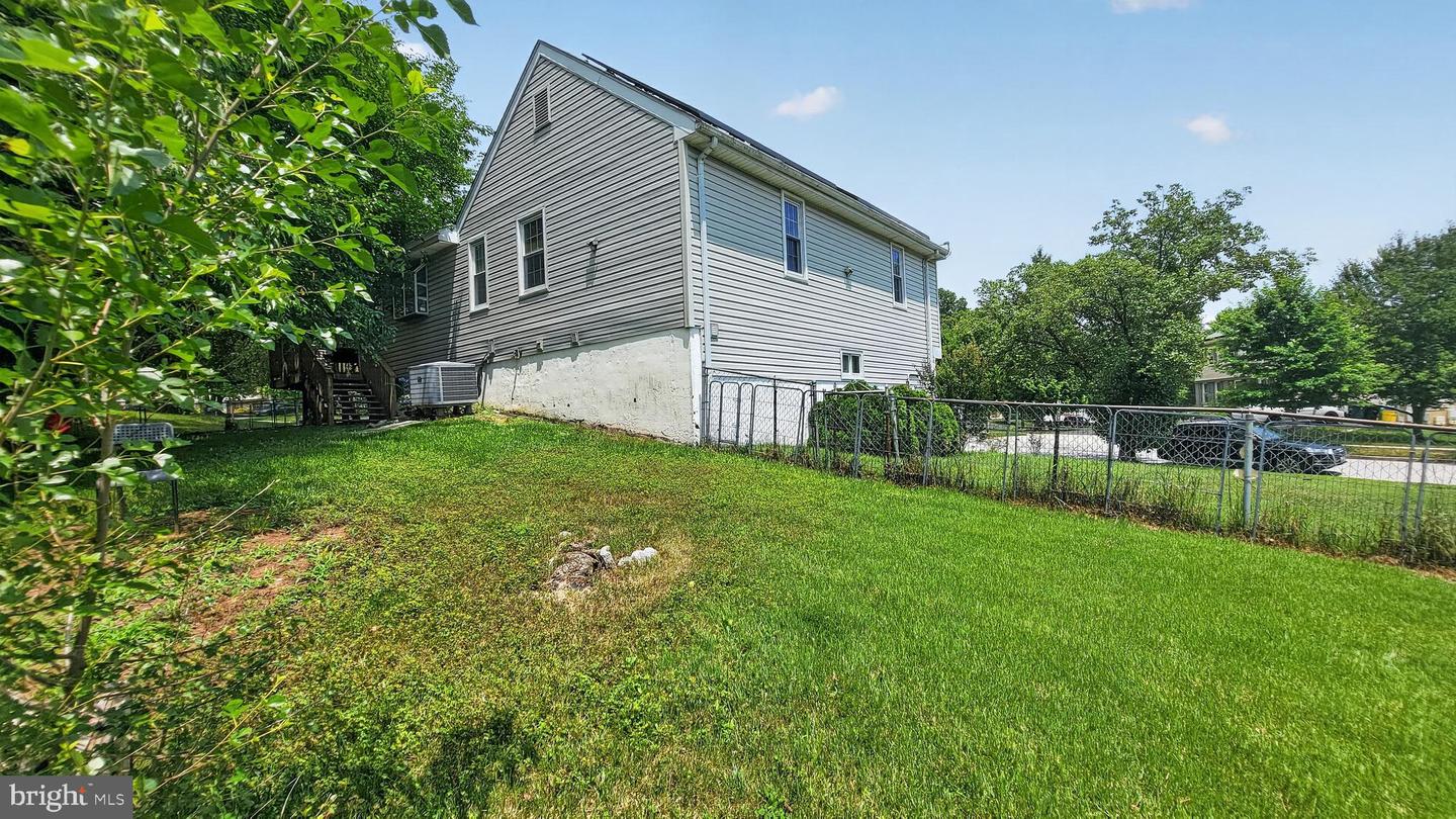13100 N Point Ln Property Photo 44