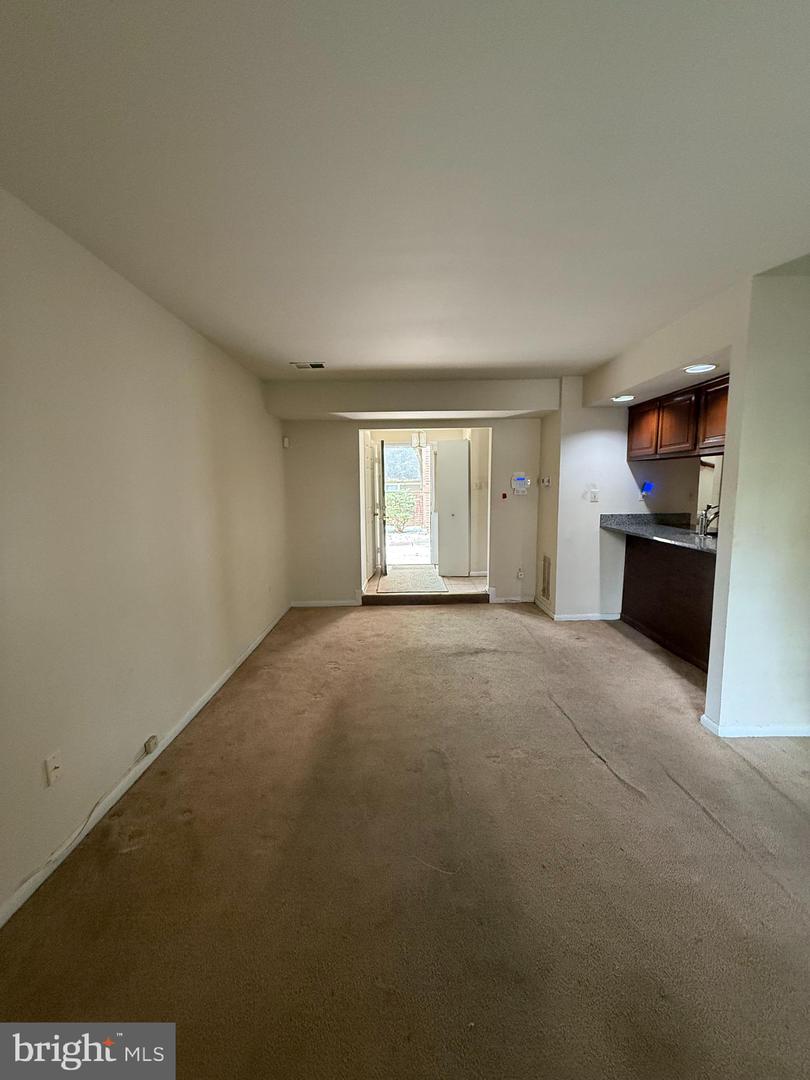 4752 Colonel Ashton Pl #445 Property Photo 3
