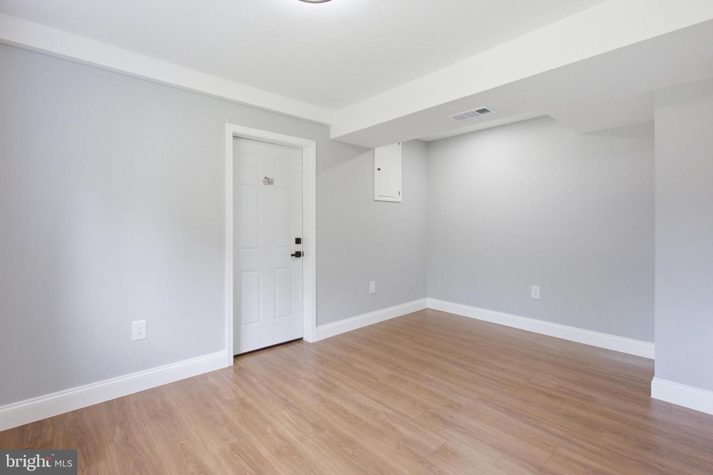 7901 Powhatan St Property Photo 20