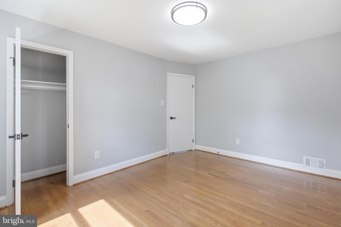 7901 Powhatan St Property Photo 30