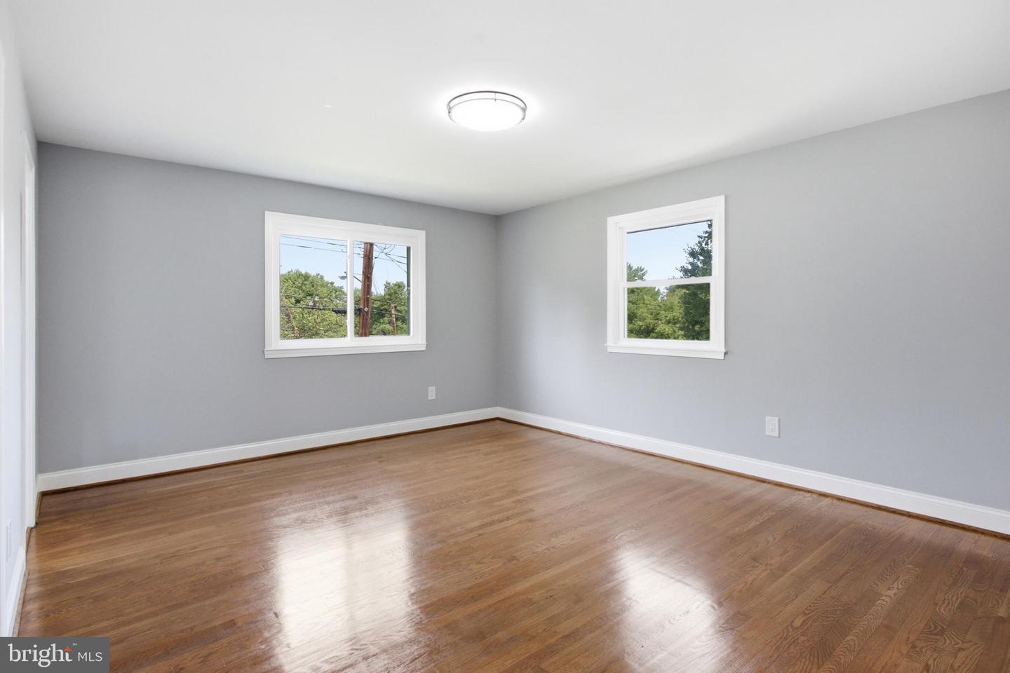 7901 Powhatan St Property Photo 31