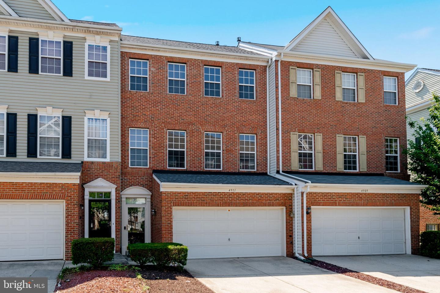 4911 TORBAY PL #34