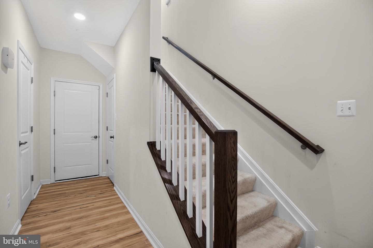 10406 Serenade Ln Property Photo 18