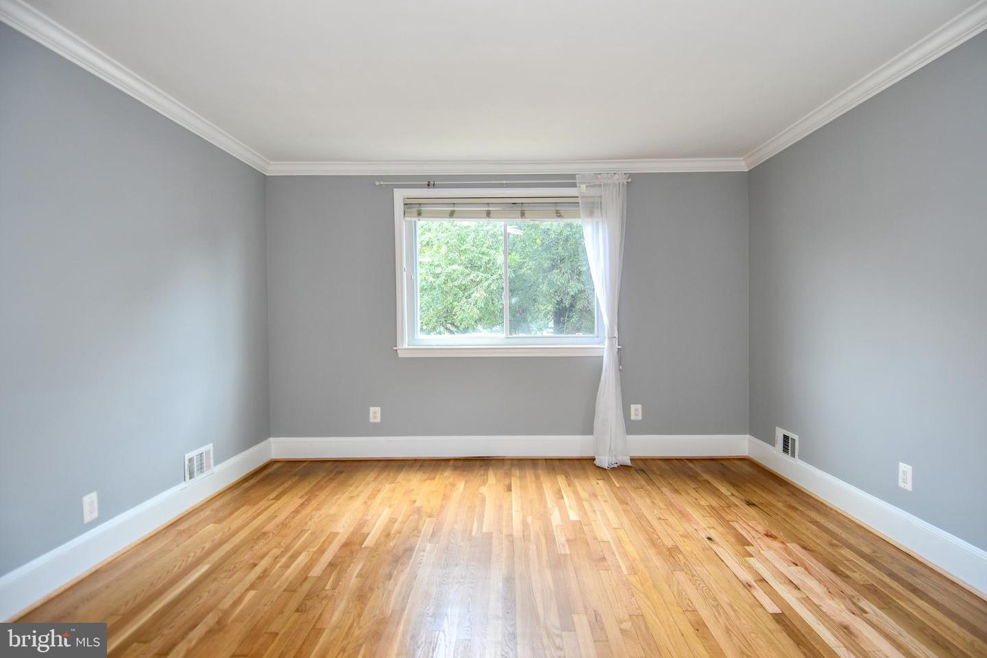 4710 Queensbury Rd #2 Property Photo 6