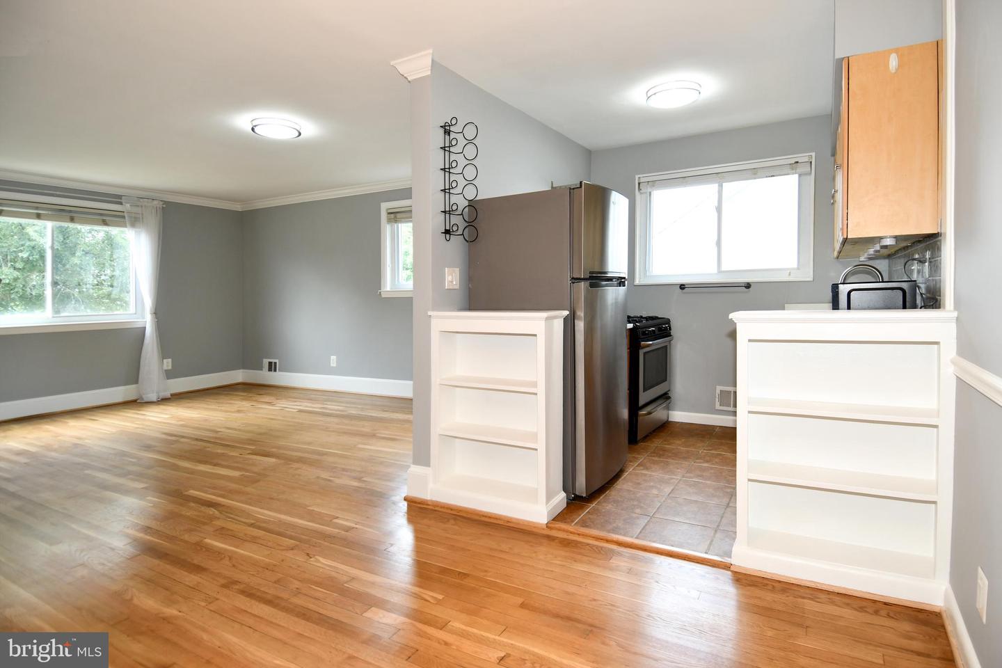 4710 Queensbury Rd #2 Property Photo 10