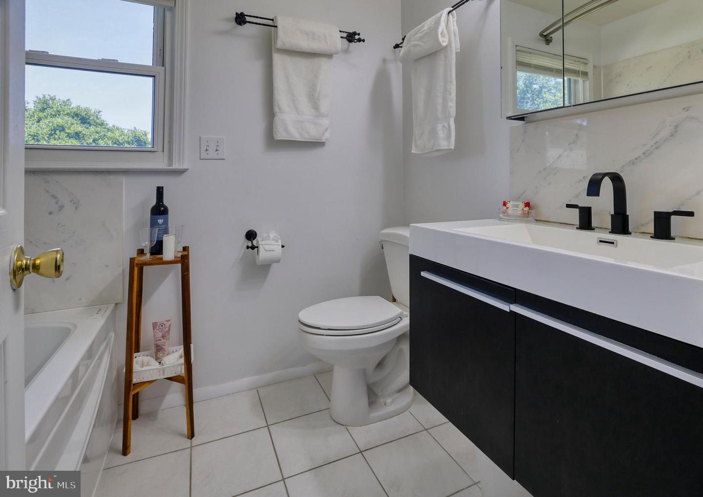 331 Alastair St Property Photo 18