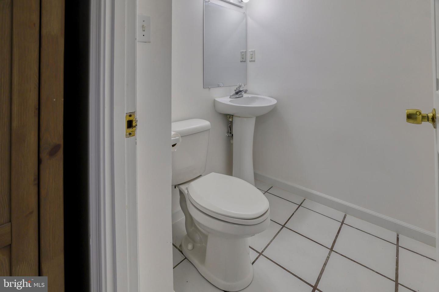 331 Alastair St Property Photo 27