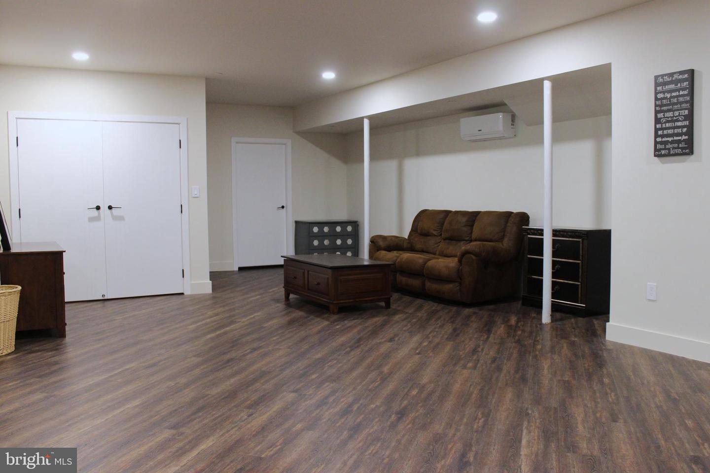 6325 Johensu Dr Property Photo 9
