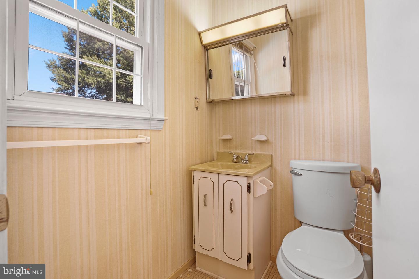 320 Pemberton St Property Photo 25