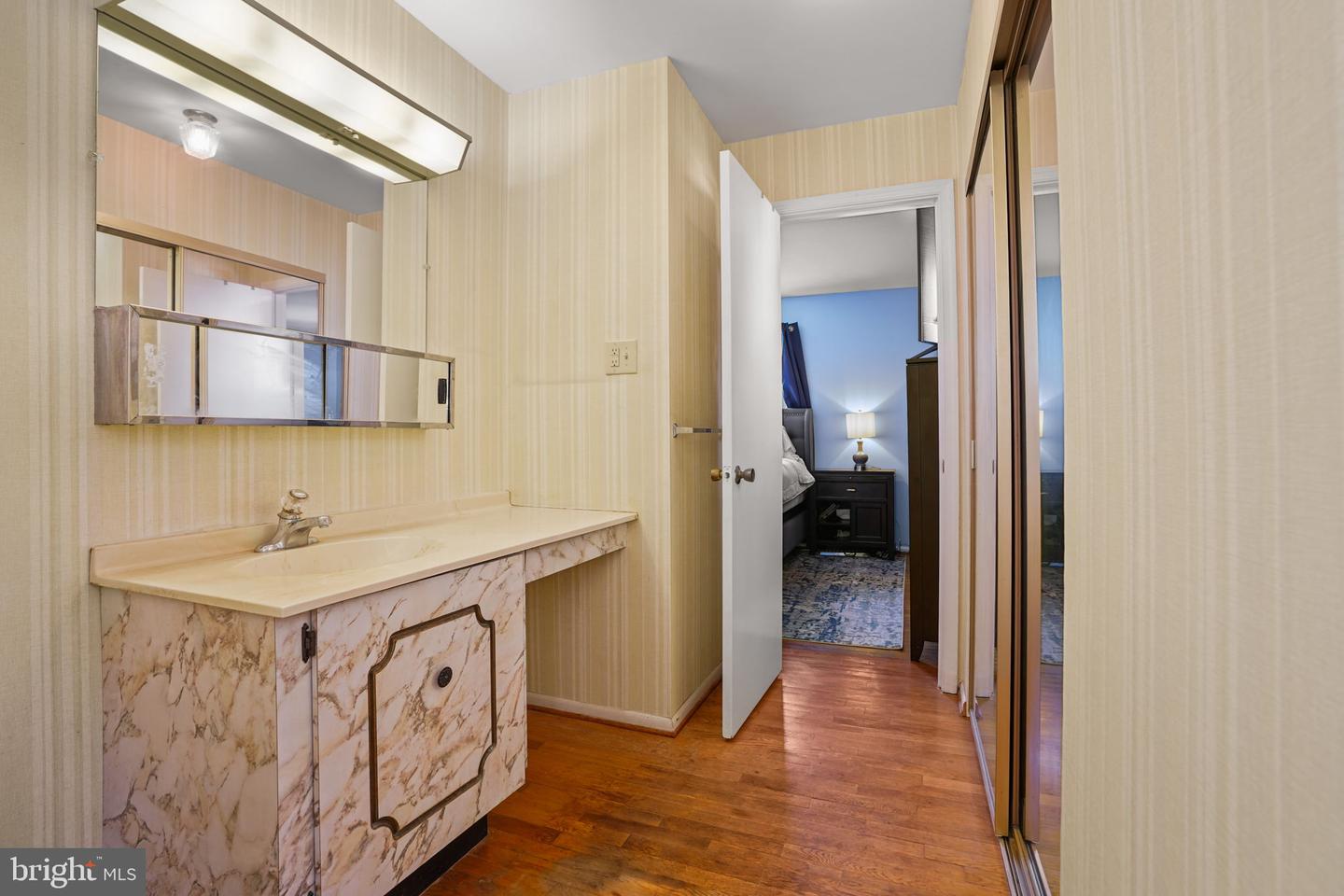 320 Pemberton St Property Photo 27