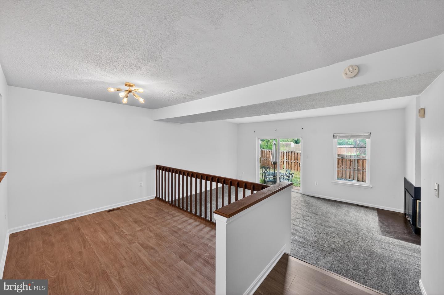 1015 Saint Michaels Dr Property Photo 2