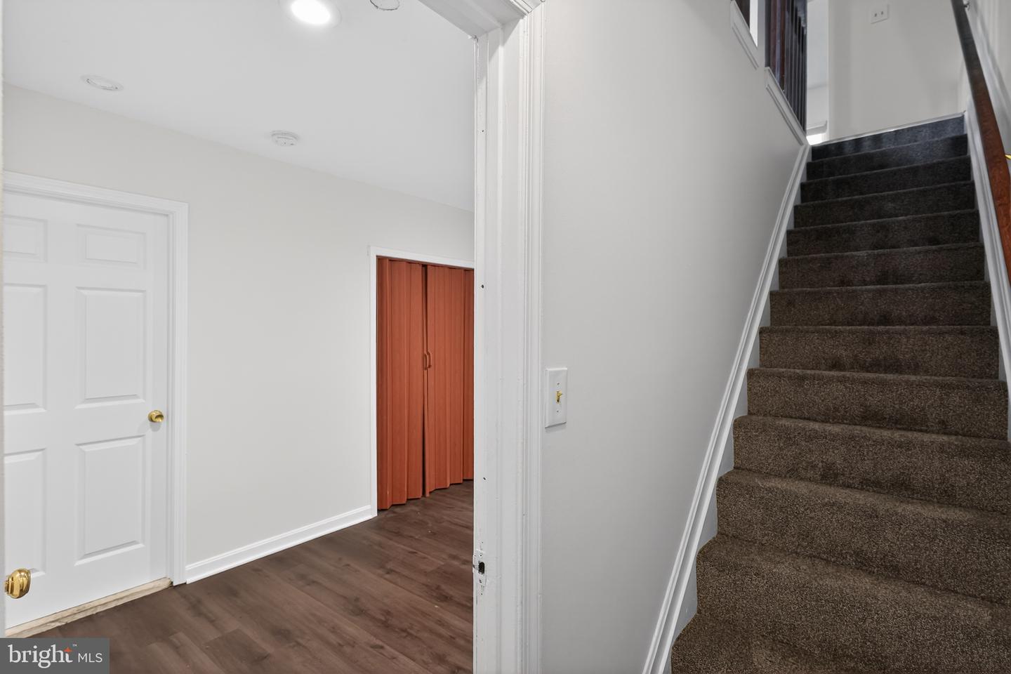 1015 Saint Michaels Dr Property Photo 32