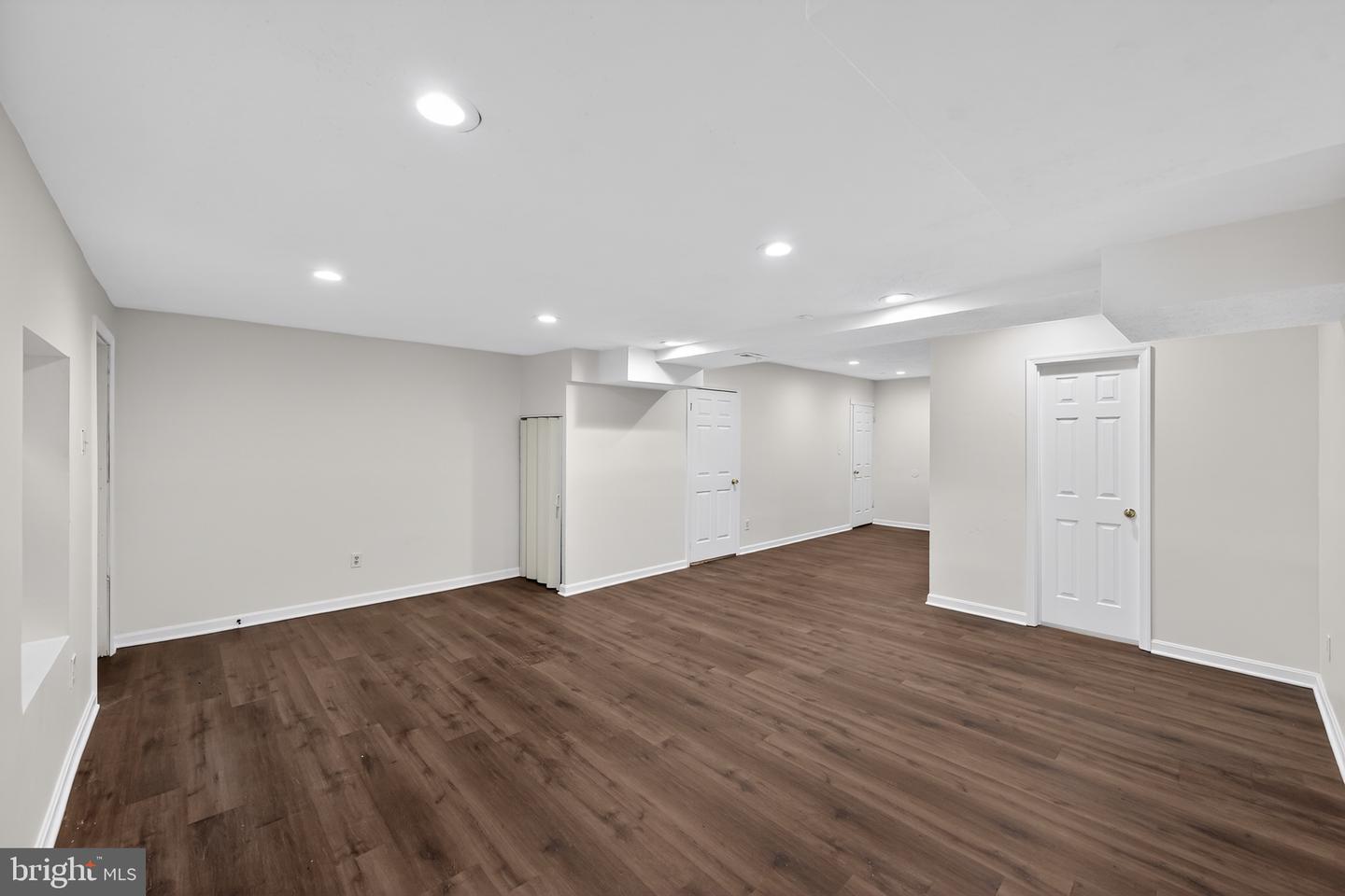 1015 Saint Michaels Dr Property Photo 37
