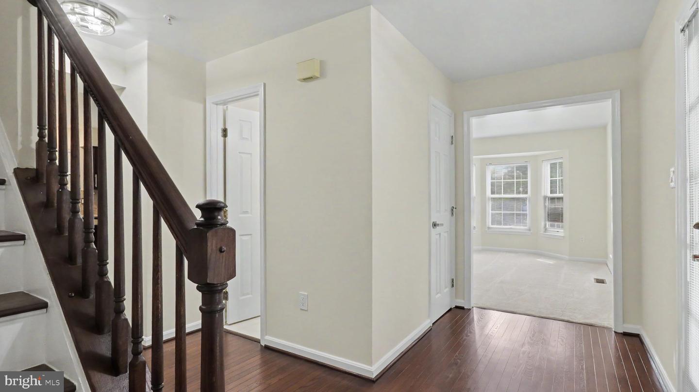 8604 Cory Dr Property Photo 6