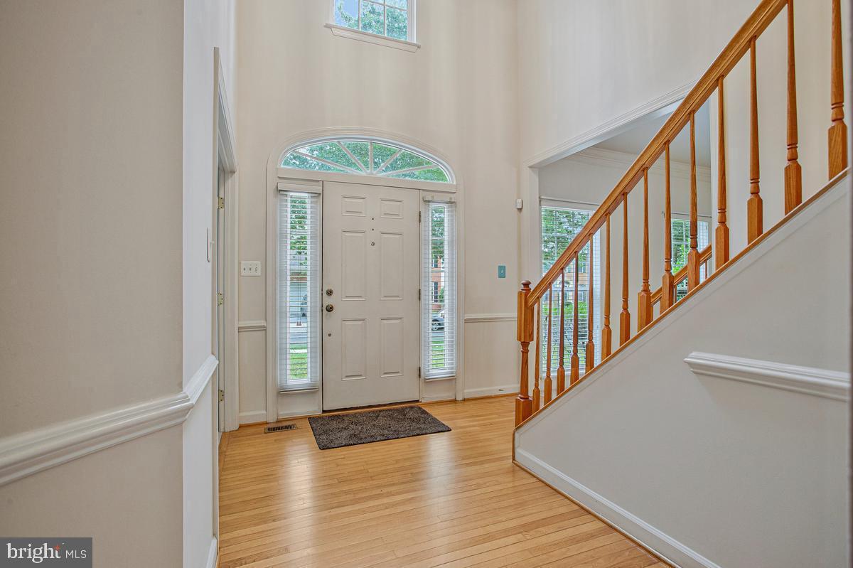 2310 Nicol Cir Property Photo 6