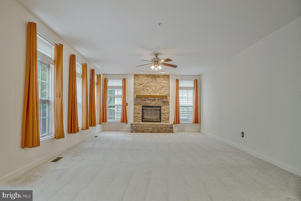 2310 Nicol Cir Property Photo 10