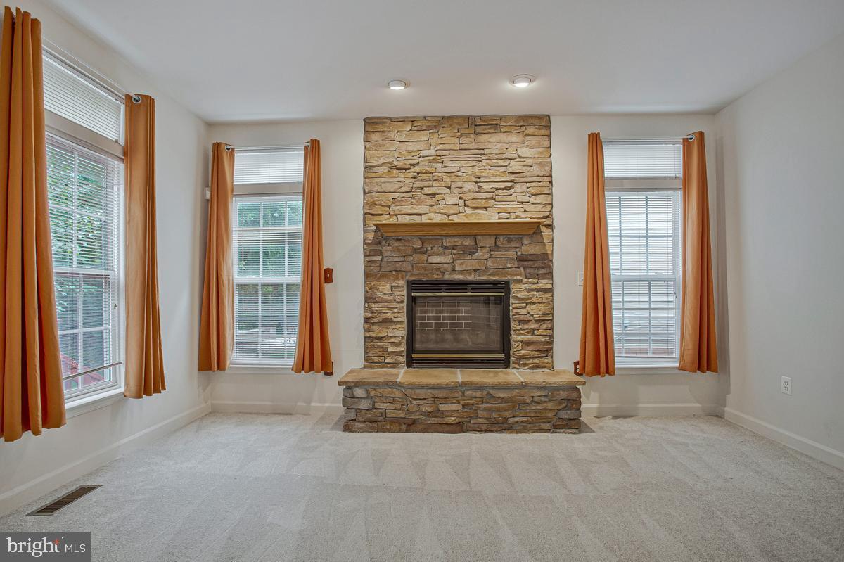 2310 Nicol Cir Property Photo 11