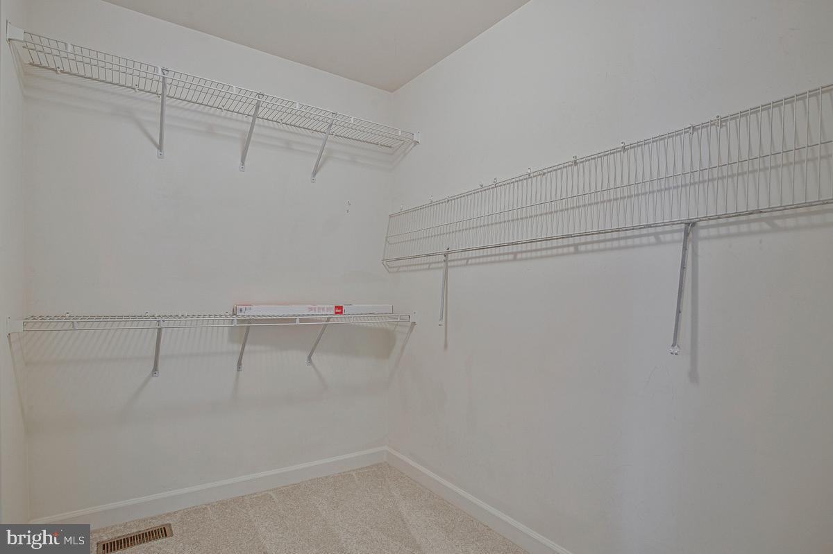 2310 Nicol Cir Property Photo 31