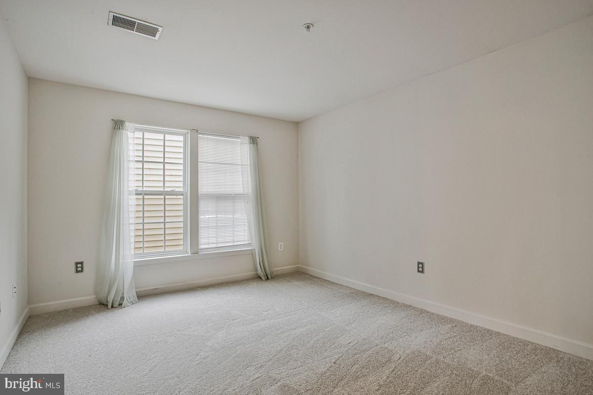 2310 Nicol Cir Property Photo 35