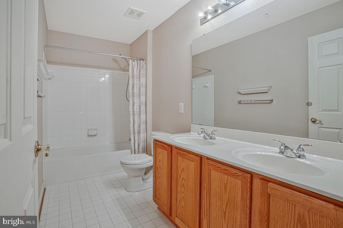 2310 Nicol Cir Property Photo 36