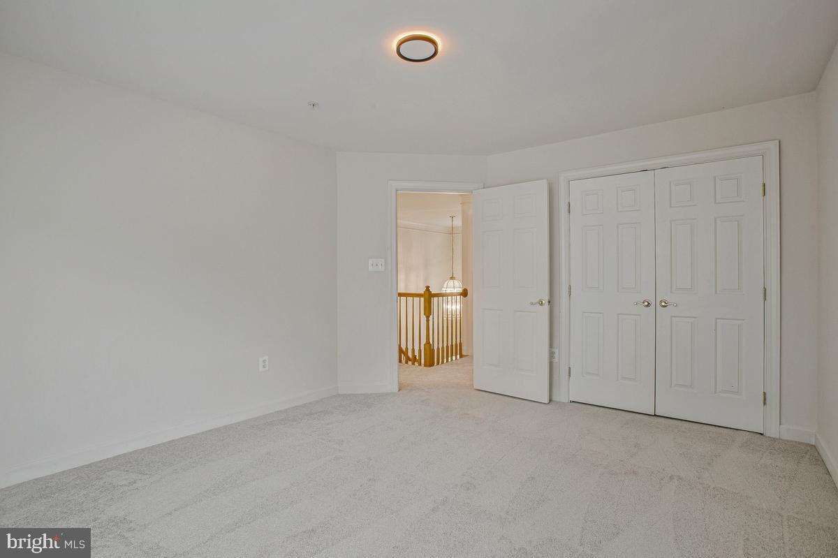 2310 Nicol Cir Property Photo 38