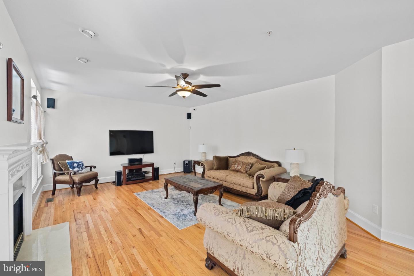 8008 Dorado Ter Property Photo 14