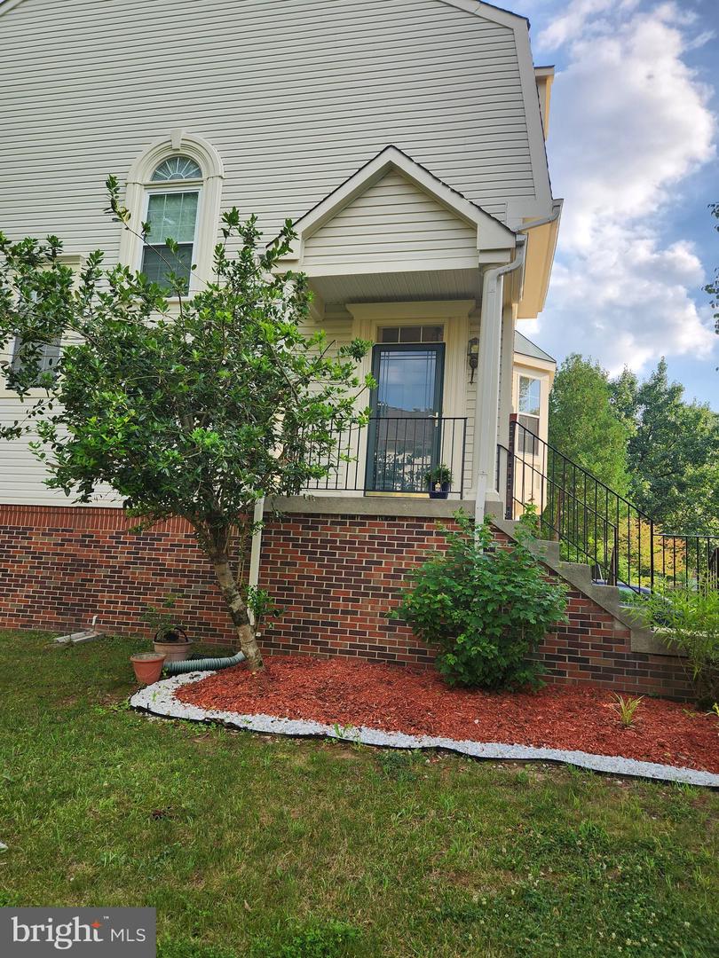 12347 Quarterback Ct Property Photo 3